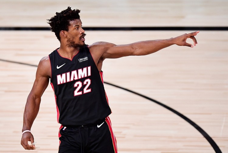 T1血洗WBG，Ruler线上压制力十足激烈交锋全球总决赛，强势挺进下一轮的简单介绍